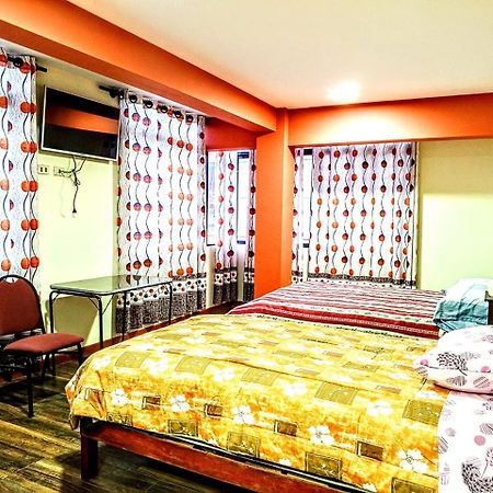 Jhonyximena Apartment Копакабана Екстериор снимка